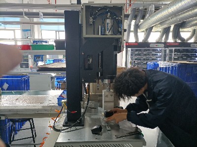 超声波塑料焊接机的主动部件